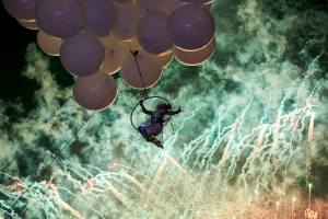 Acróbatas con globo